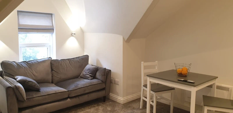 Flat 3, 143 Monks Road - 1 Bed - Thumbnail 4